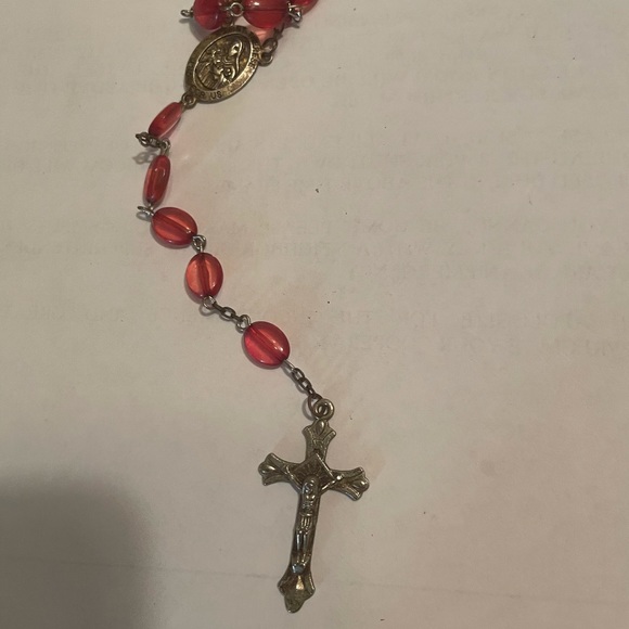 Traditional Red Oval Catholic Prayer Rosary Beads - Picture 8 of 8